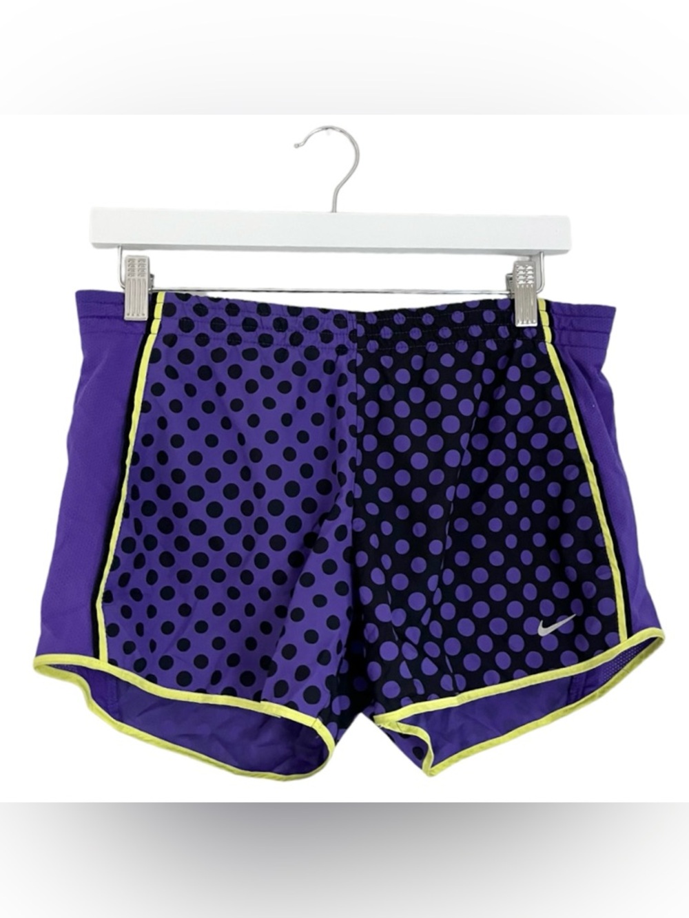 Nike Women's Dri Fit Running Shorts in Black and Purple Polka Dots Size Small